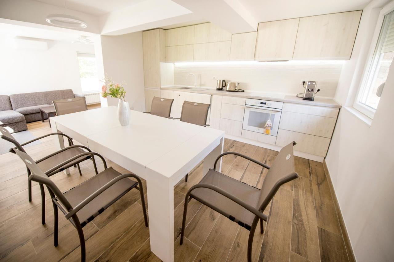 Villa Detelina 사파레바바냐 외부 사진